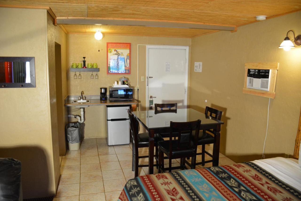 Sitzmark Chalet Inn Ruidoso Kültér fotó